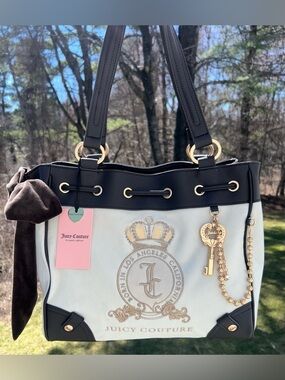 NEW! NWT JUICY COUTURE Classic Velour Juicy Lover  Daydreamer Tote Crystal Ivory